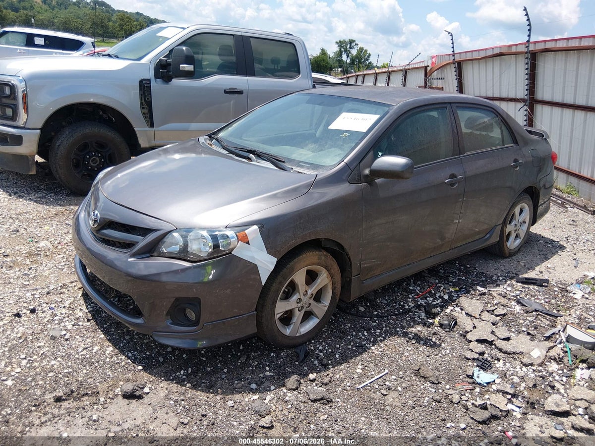 2011 TOYOTA COROLLA S — снимка 2