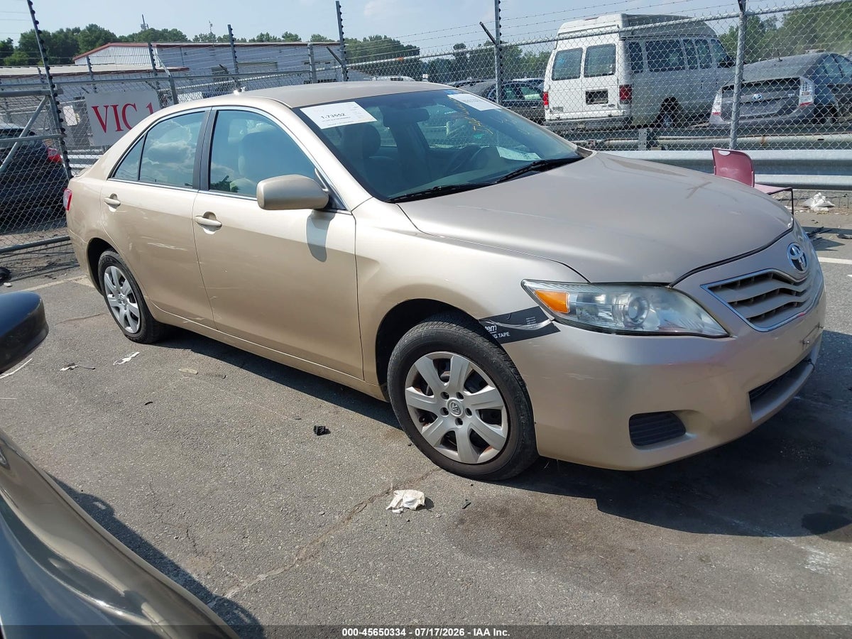 2010 TOYOTA CAMRY LE