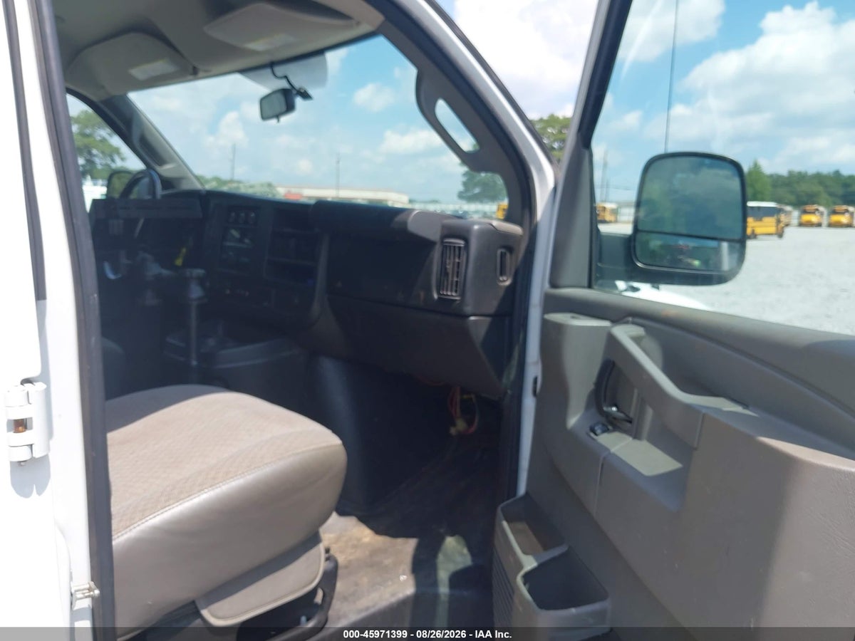 2016 CHEVROLET EXPRESS 3500 WORK VAN — снимка 5