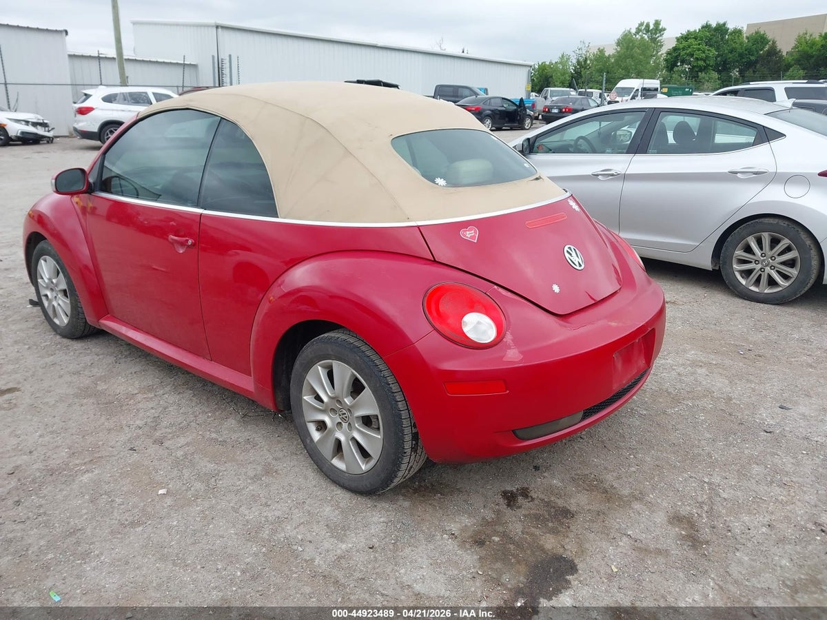 2010 VOLKSWAGEN NEW BEETLE 2.5L — снимка 3