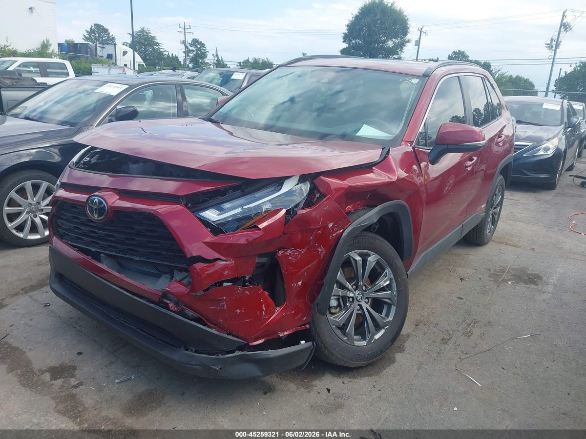 2025 TOYOTA RAV4 HYBRID XLE PREMIUM — снимка 2
