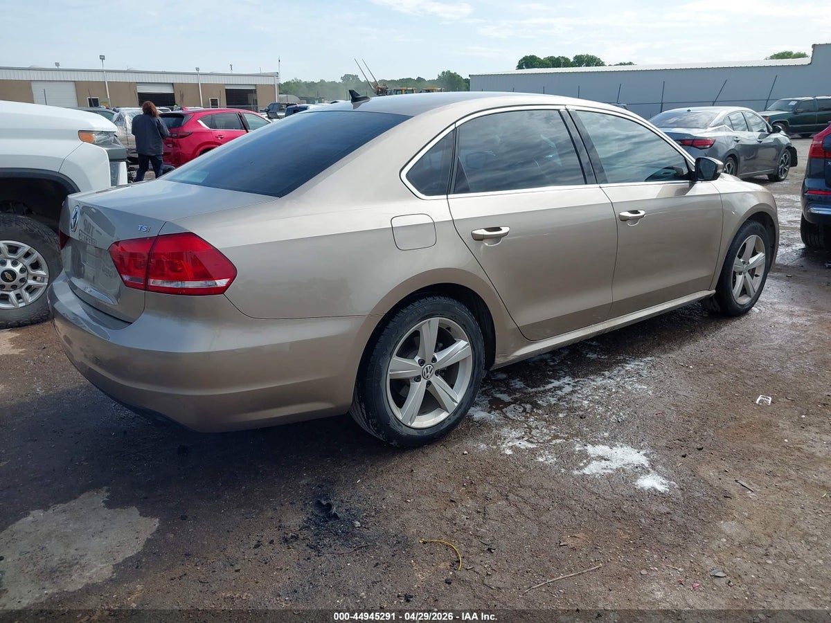 2015 VOLKSWAGEN PASSAT 1.8T LIMITED EDITION — снимка 4