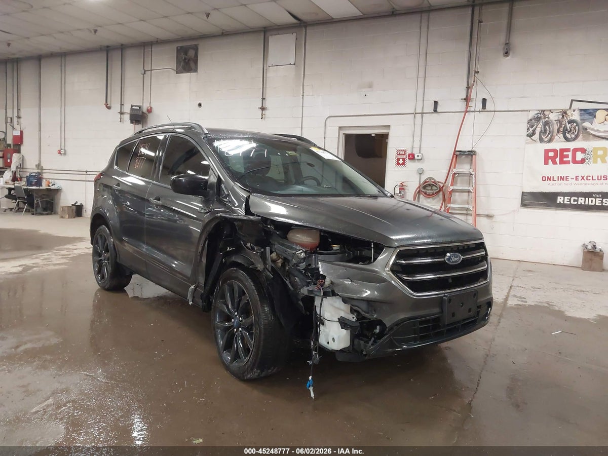 2019 FORD ESCAPE SE