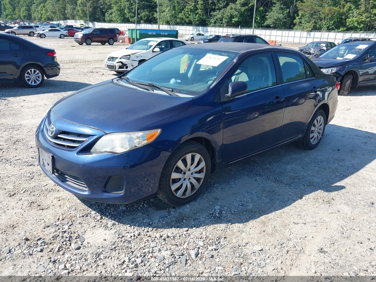 2013 TOYOTA COROLLA LE — снимка 2