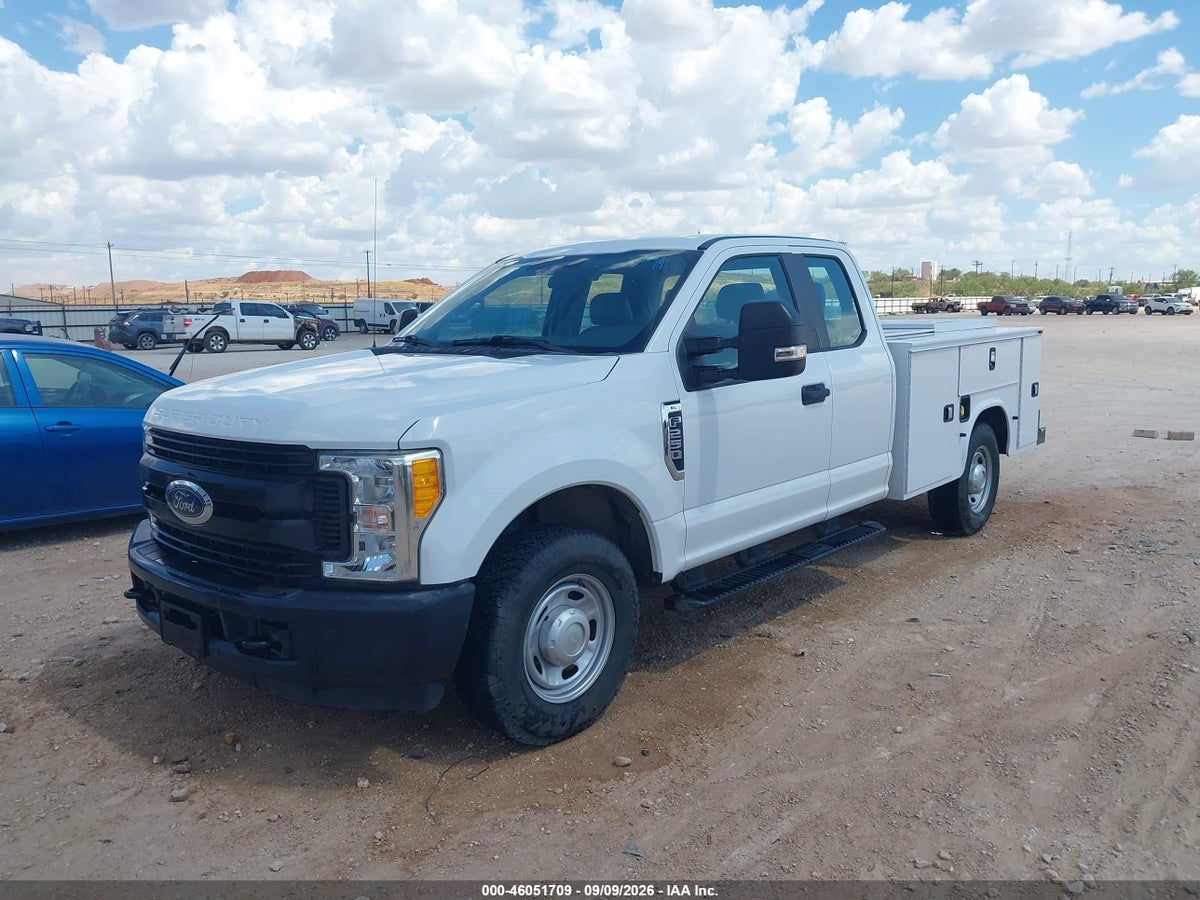 2017 FORD F-250 XL — снимка 2