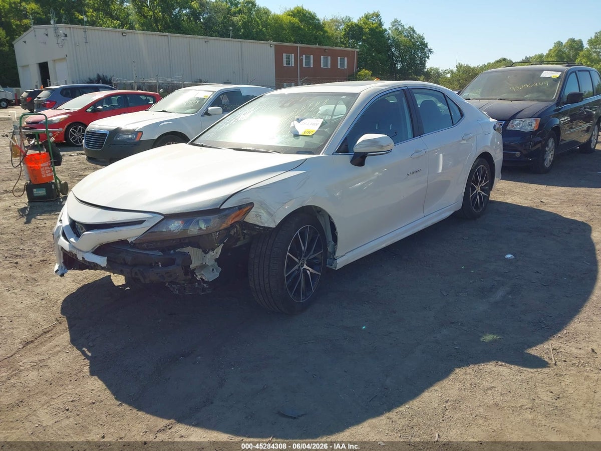 2024 TOYOTA CAMRY SE — снимка 2