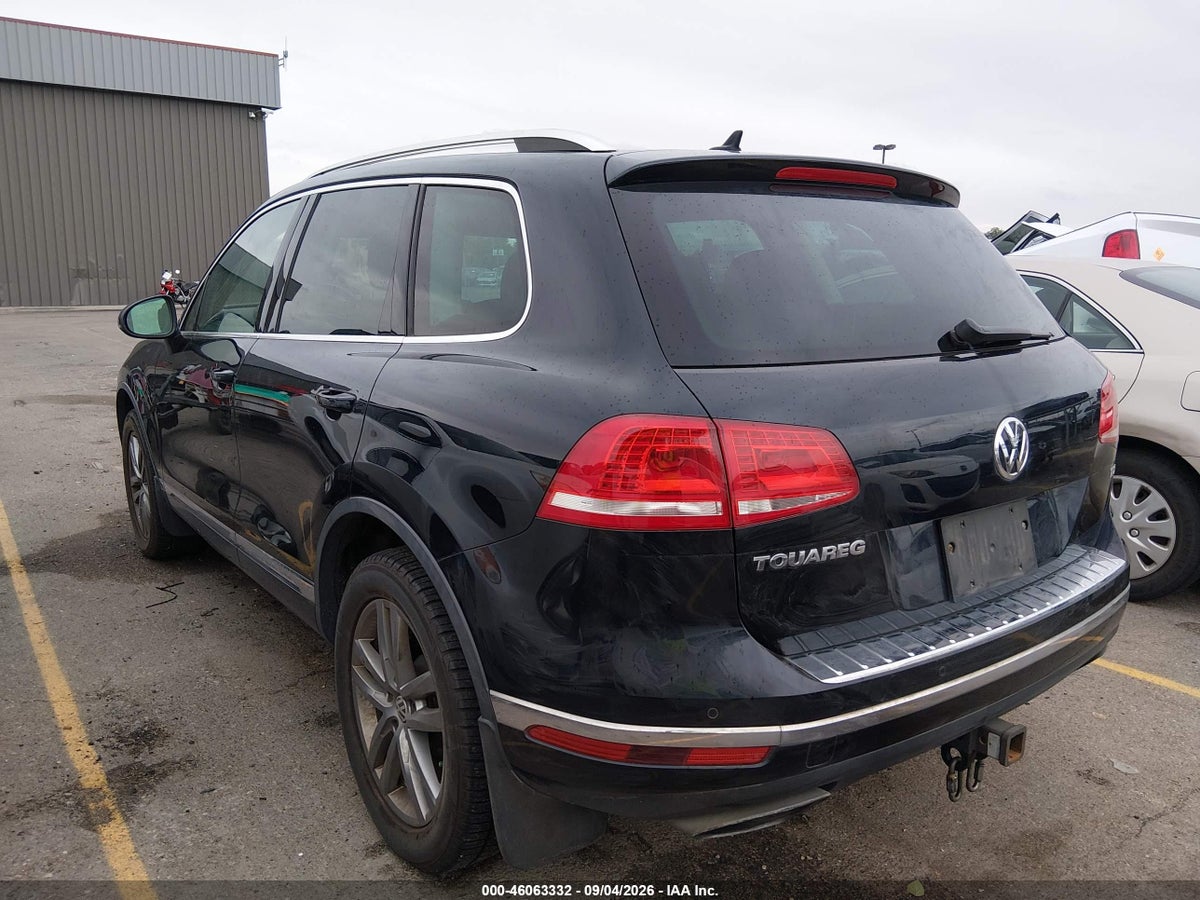 2016 VOLKSWAGEN TOUAREG TDI LUX — снимка 3