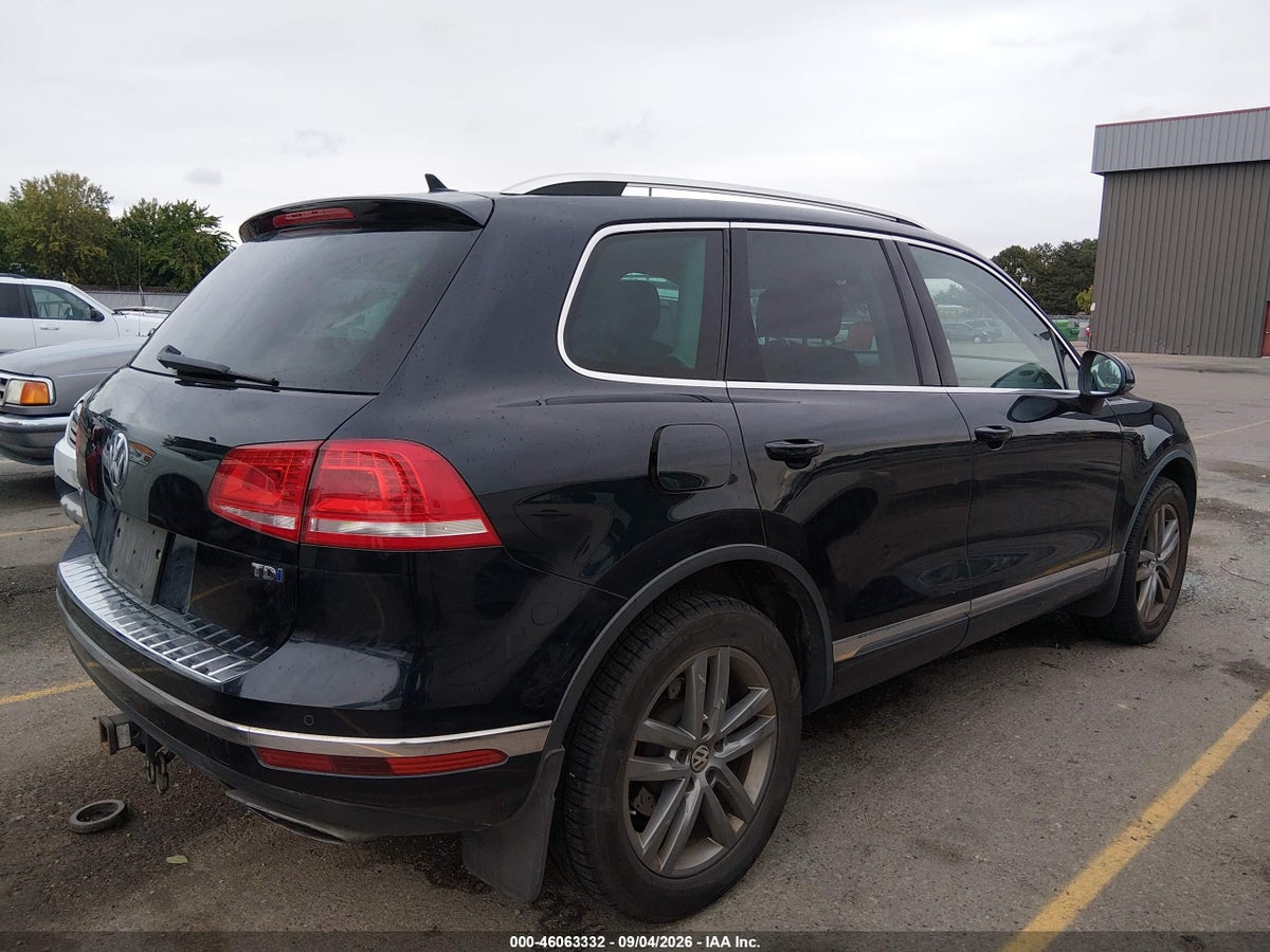 2016 VOLKSWAGEN TOUAREG TDI LUX — снимка 4