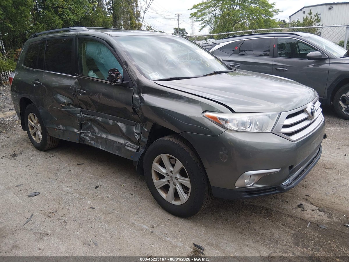 2012 TOYOTA HIGHLANDER SE V6