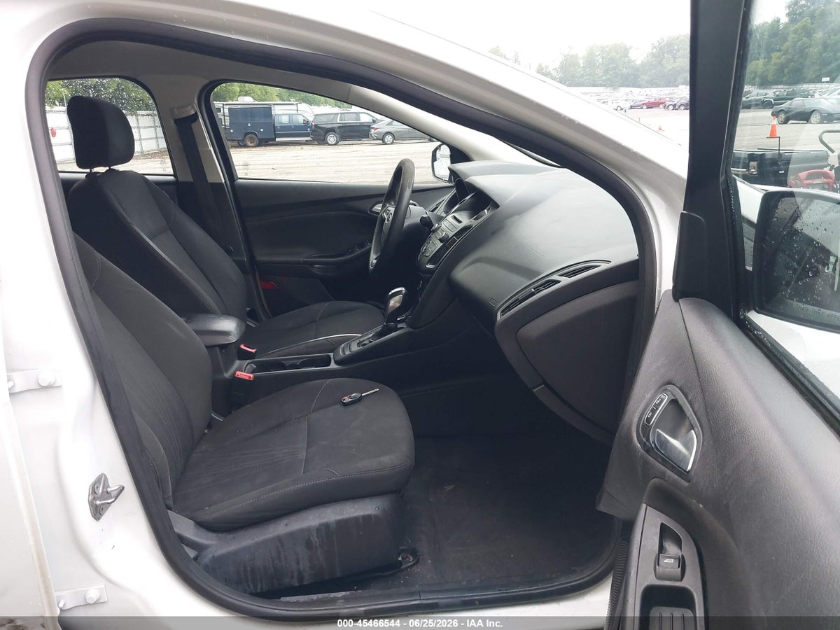 2015 FORD FOCUS SE — снимка 5