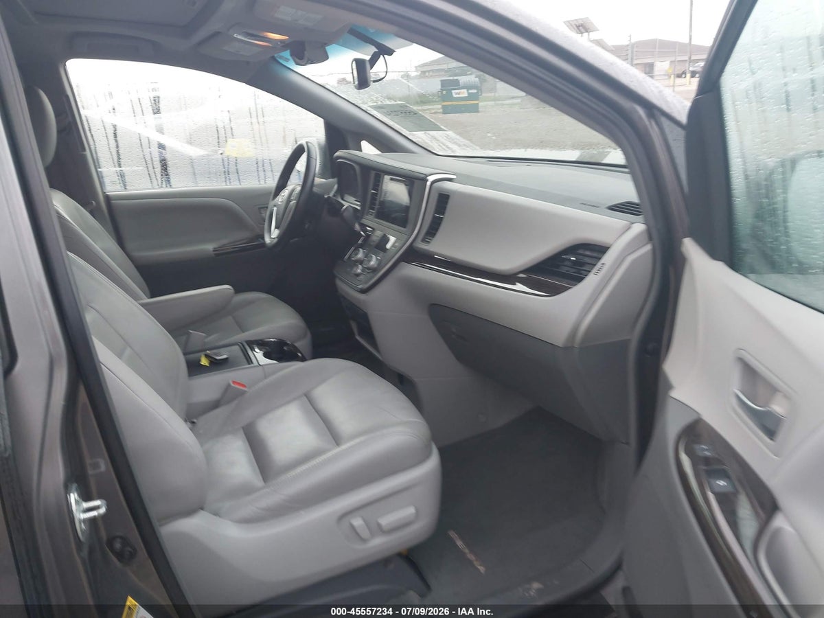 2015 TOYOTA SIENNA XLE 8 PASSENGER — снимка 5