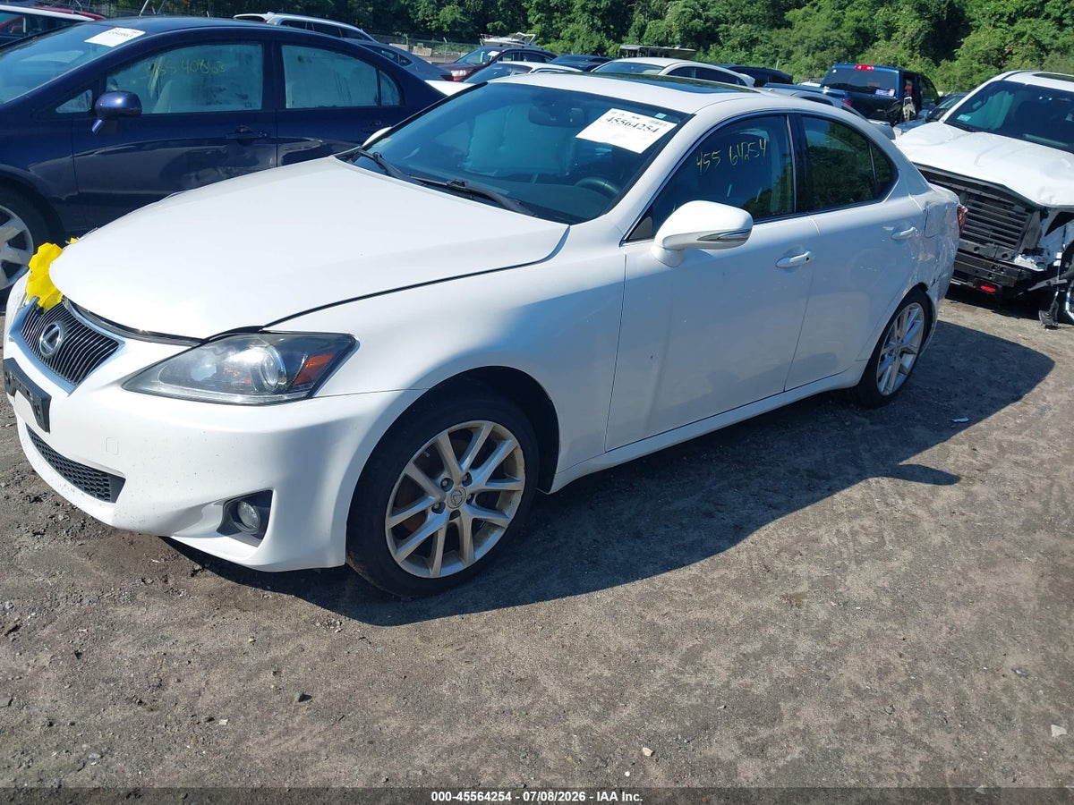 2011 LEXUS IS 250 — снимка 2