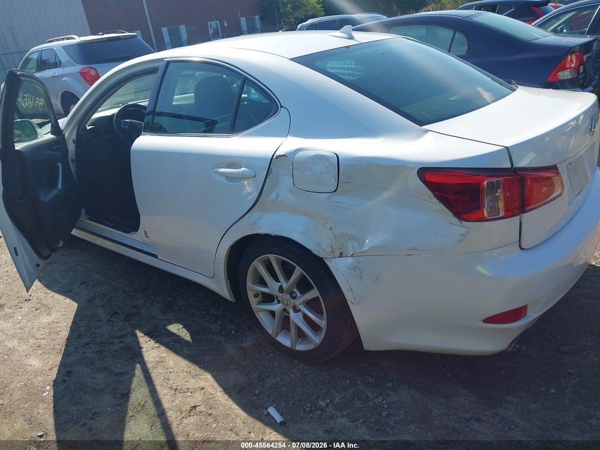 2011 LEXUS IS 250 — снимка 3