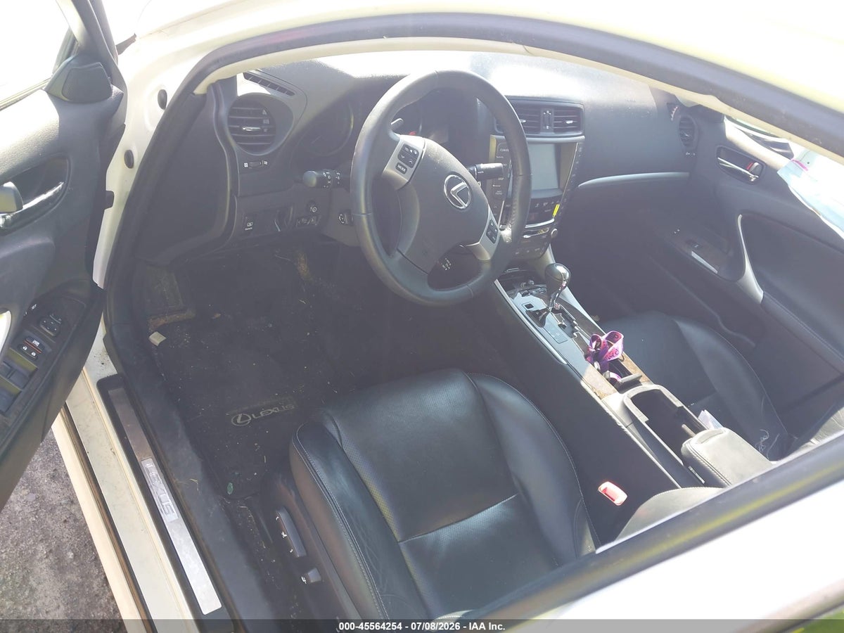 2011 LEXUS IS 250 — снимка 5