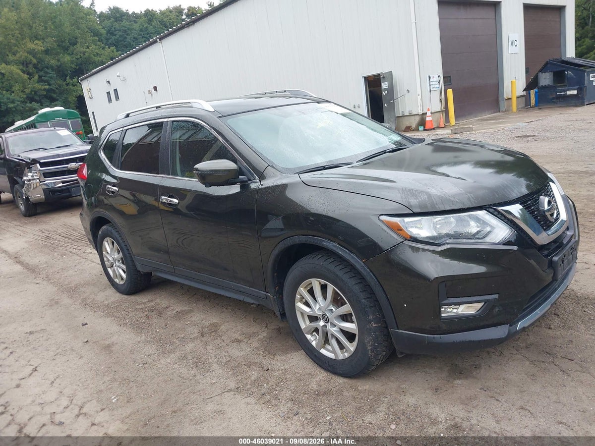 2017 NISSAN ROGUE SV