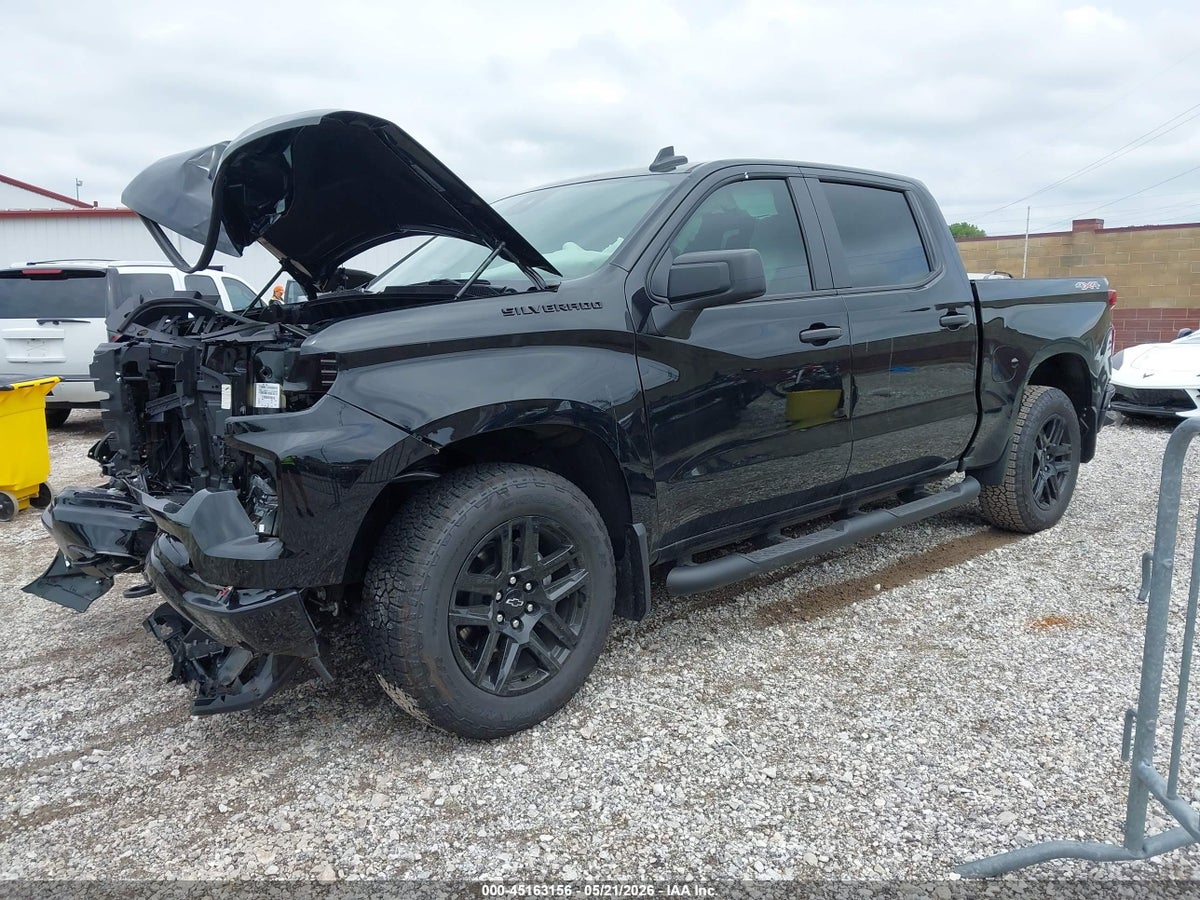 2026 CHEVROLET SILVERADO 1500 4WD SHORT BED CUSTOM — снимка 2
