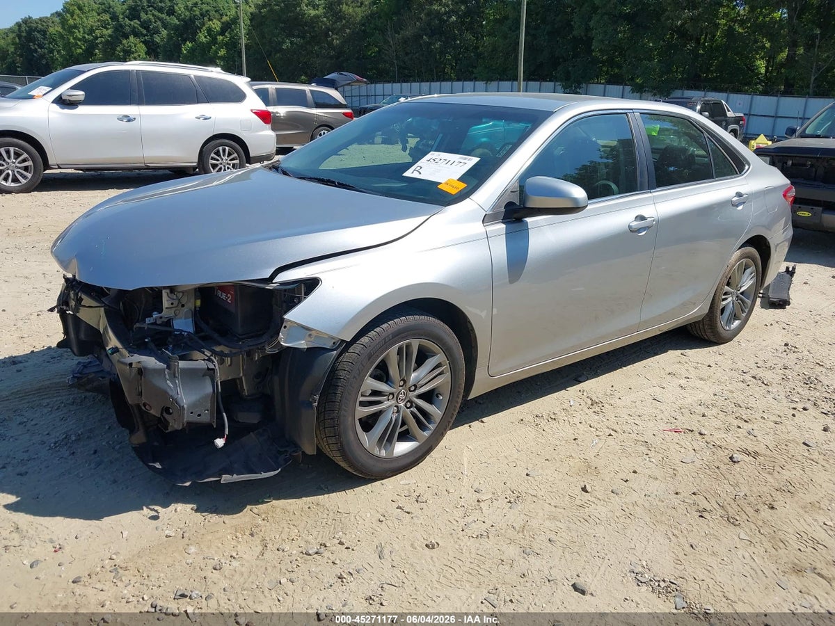 2017 TOYOTA CAMRY SE — снимка 2
