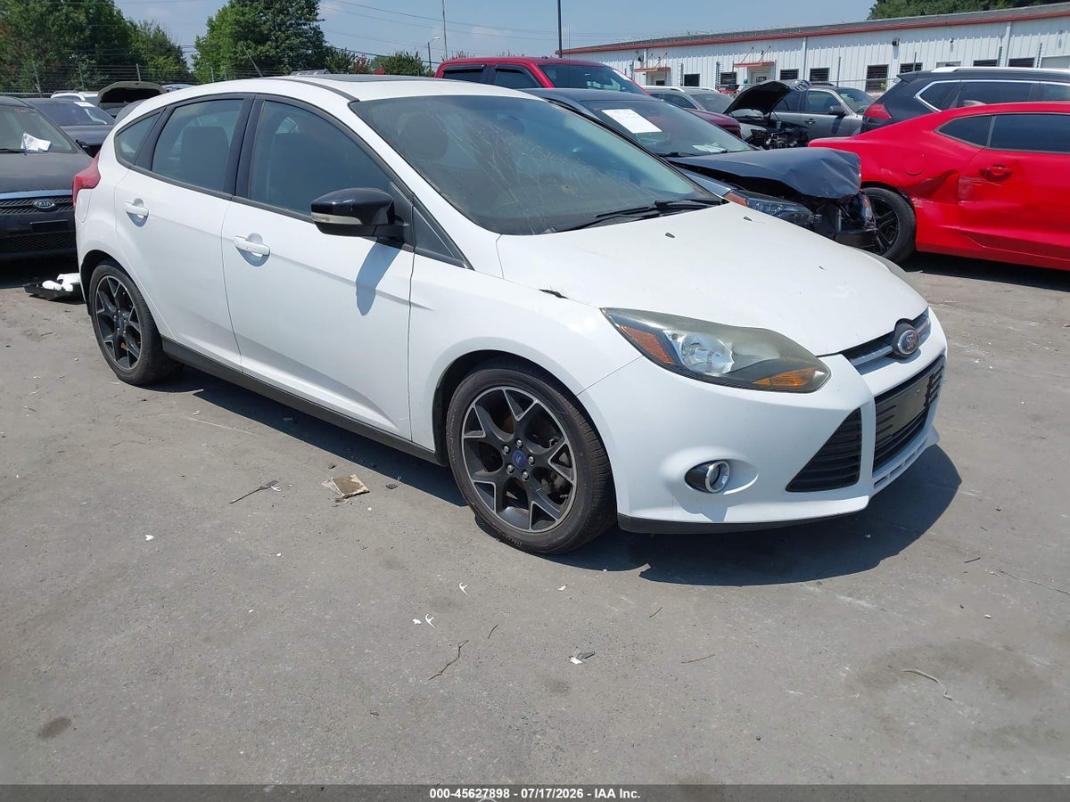 2014 FORD FOCUS SE
