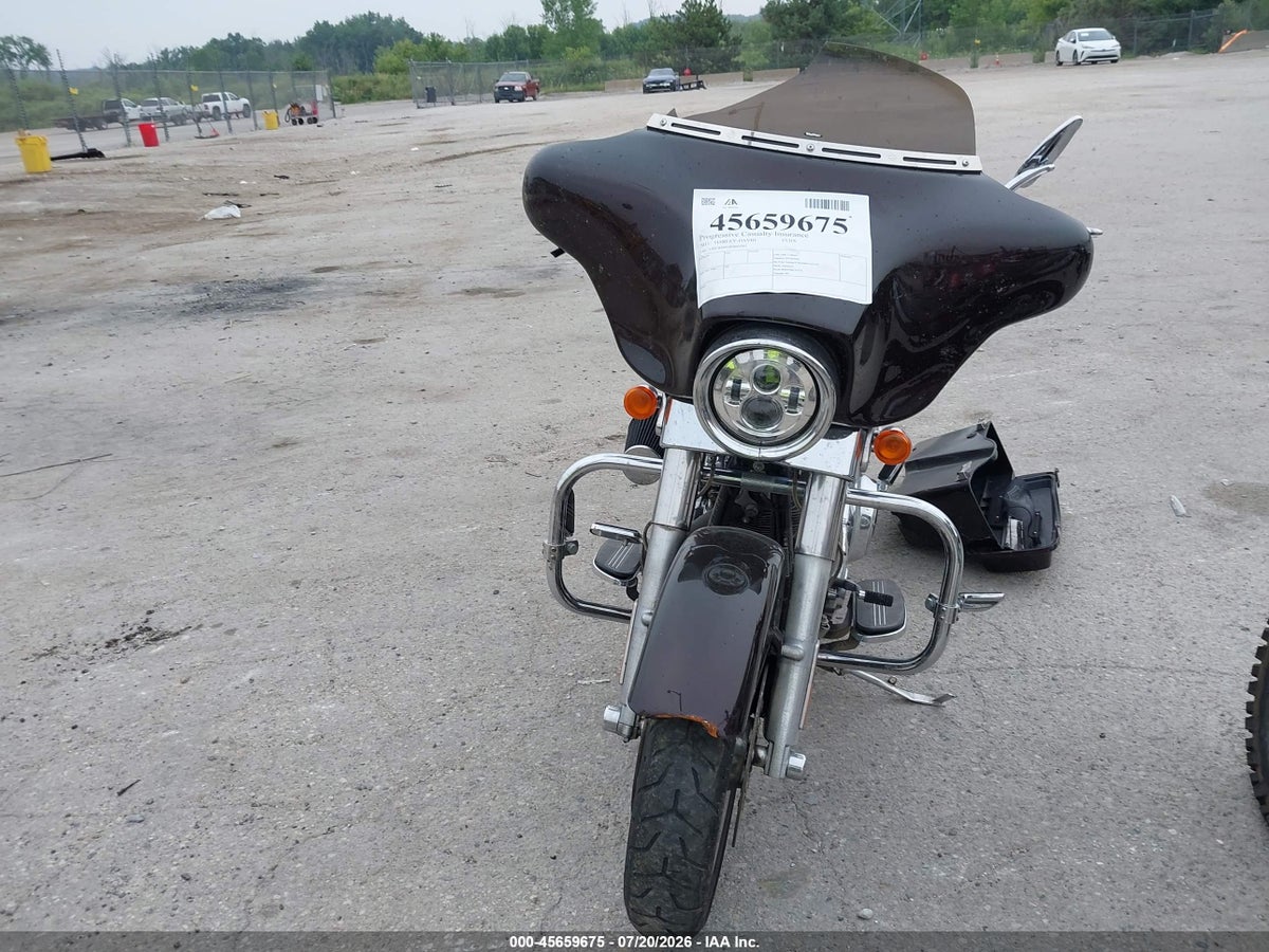 2011 HARLEY-DAVIDSON FLHX — снимка 5