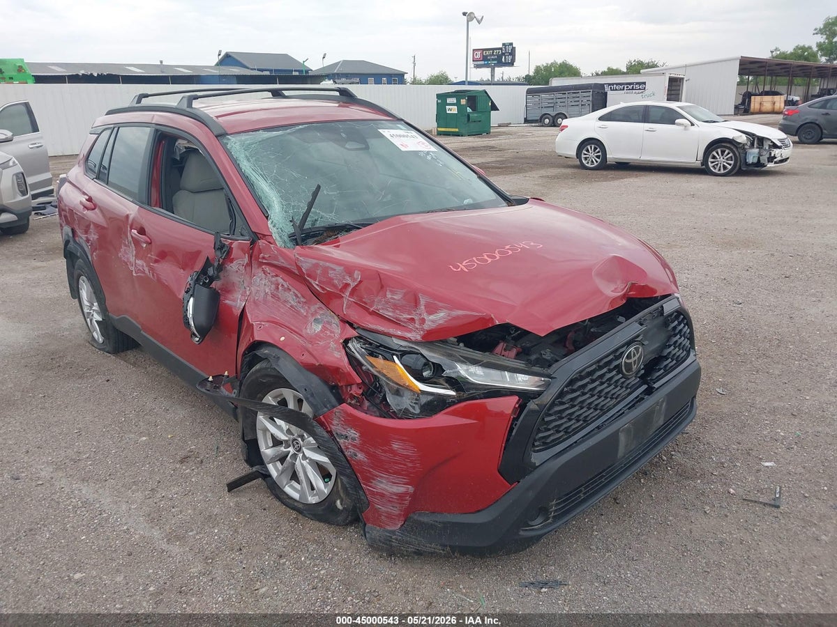 2024 TOYOTA COROLLA CROSS LE
