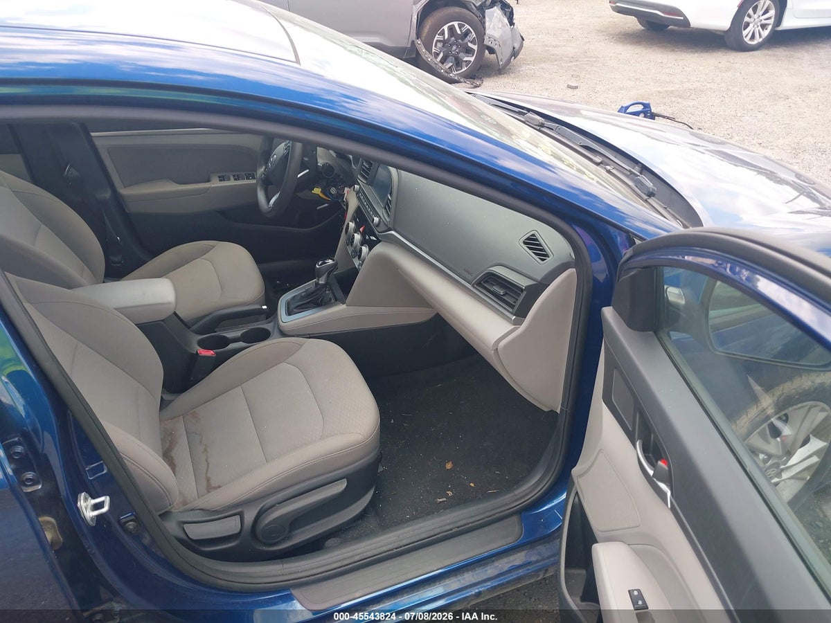 2019 HYUNDAI ELANTRA SEL — снимка 5