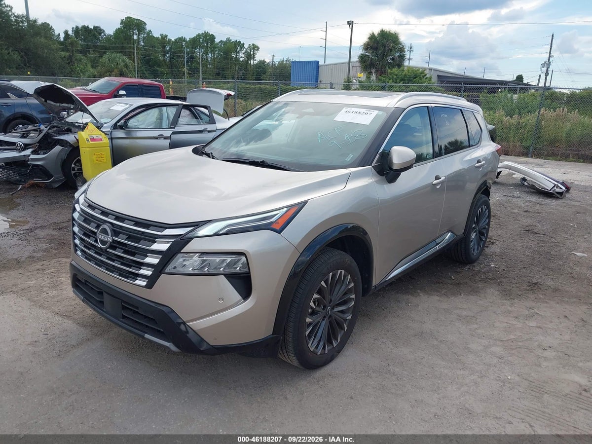 2026 NISSAN ROGUE PLATINUM — photo 2