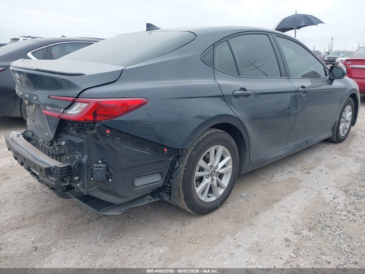 2026 TOYOTA CAMRY LE — снимка 4