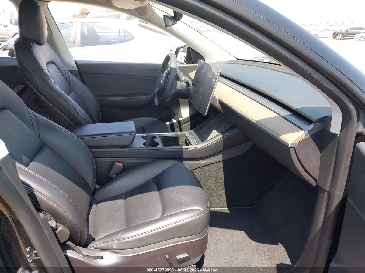 2022 TESLA MODEL Y LONG RANGE DUAL MOTOR ALL-WHEEL DRIVE — снимка 5