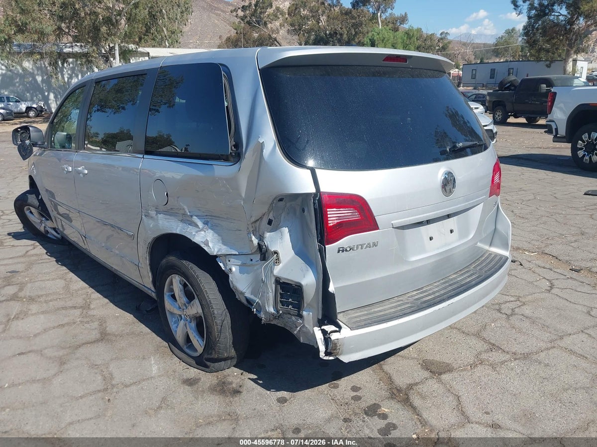2010 VOLKSWAGEN ROUTAN SE — снимка 3
