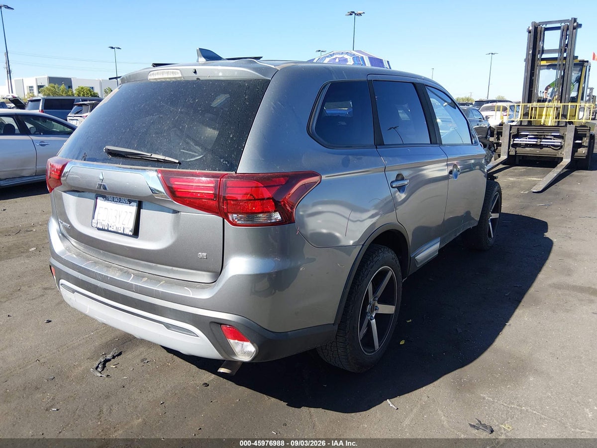 2020 MITSUBISHI OUTLANDER SE 2.4 — снимка 4