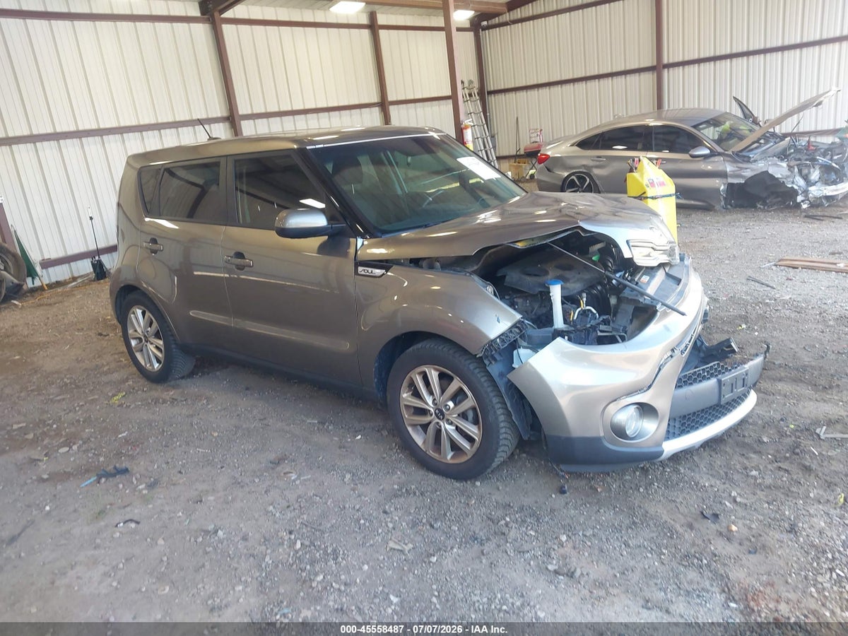2017 KIA SOUL +