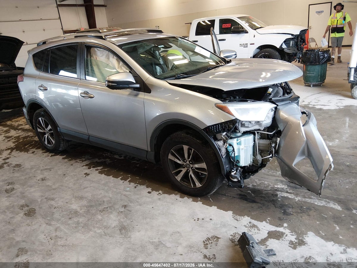 2018 TOYOTA RAV4 XLE