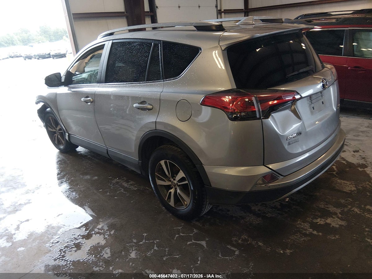2018 TOYOTA RAV4 XLE — снимка 3