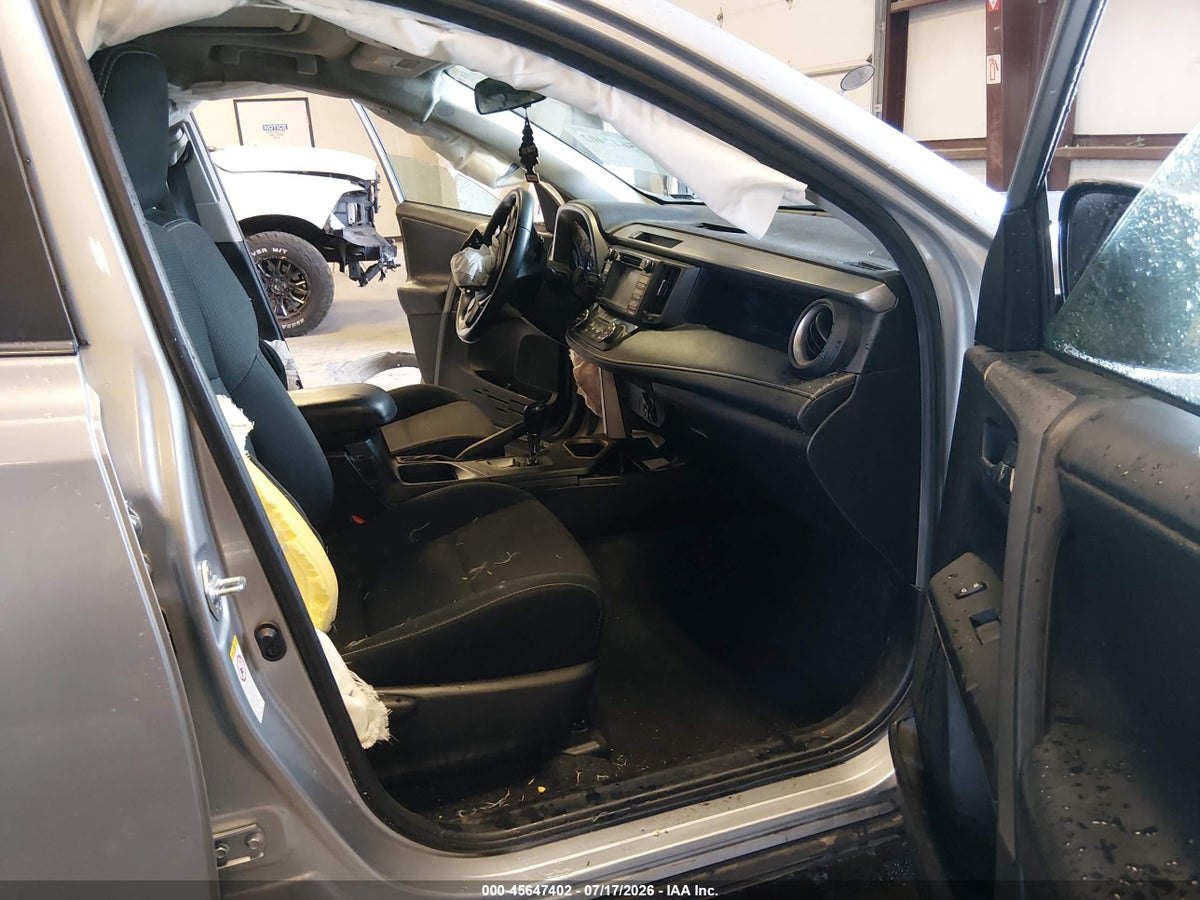 2018 TOYOTA RAV4 XLE — снимка 5