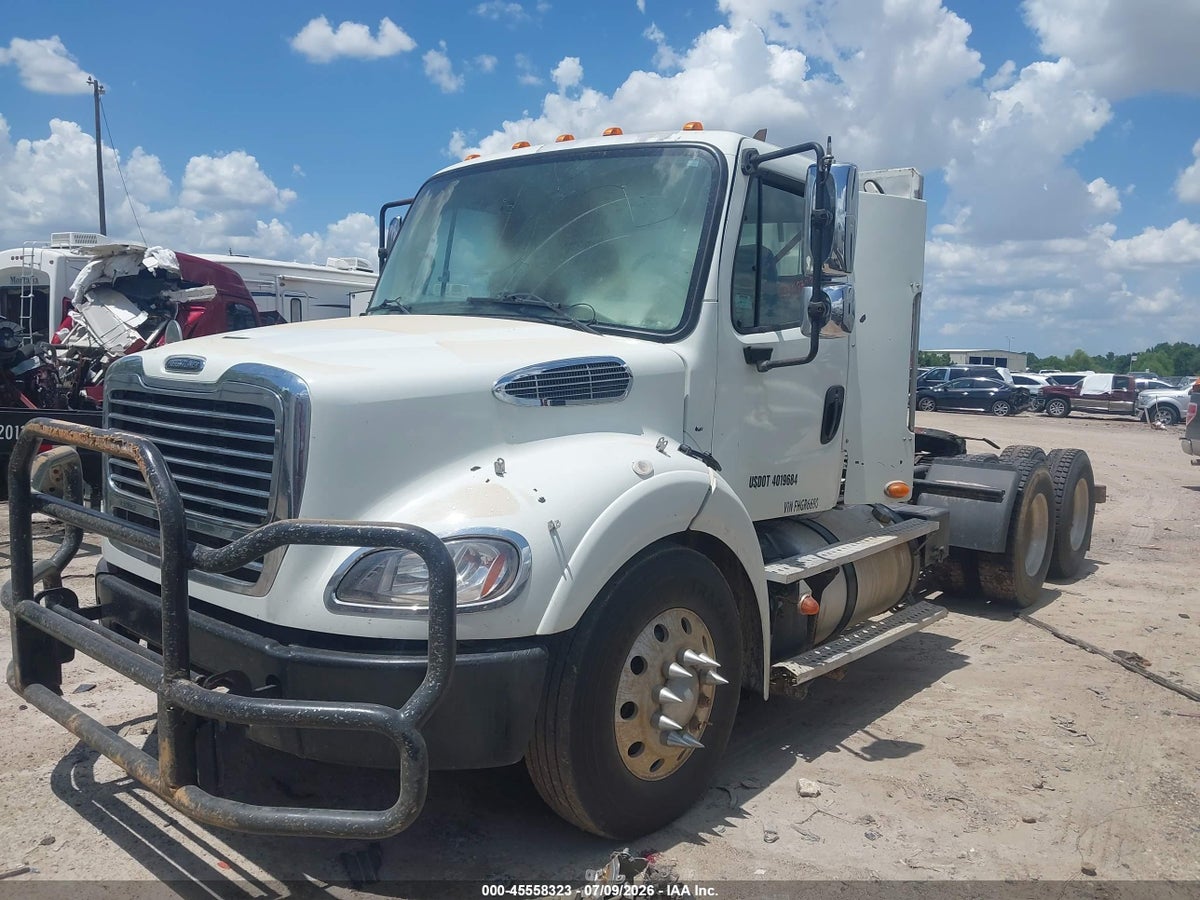 2015 FREIGHTLINER M2 112 MEDIUM DUTY — photo 2