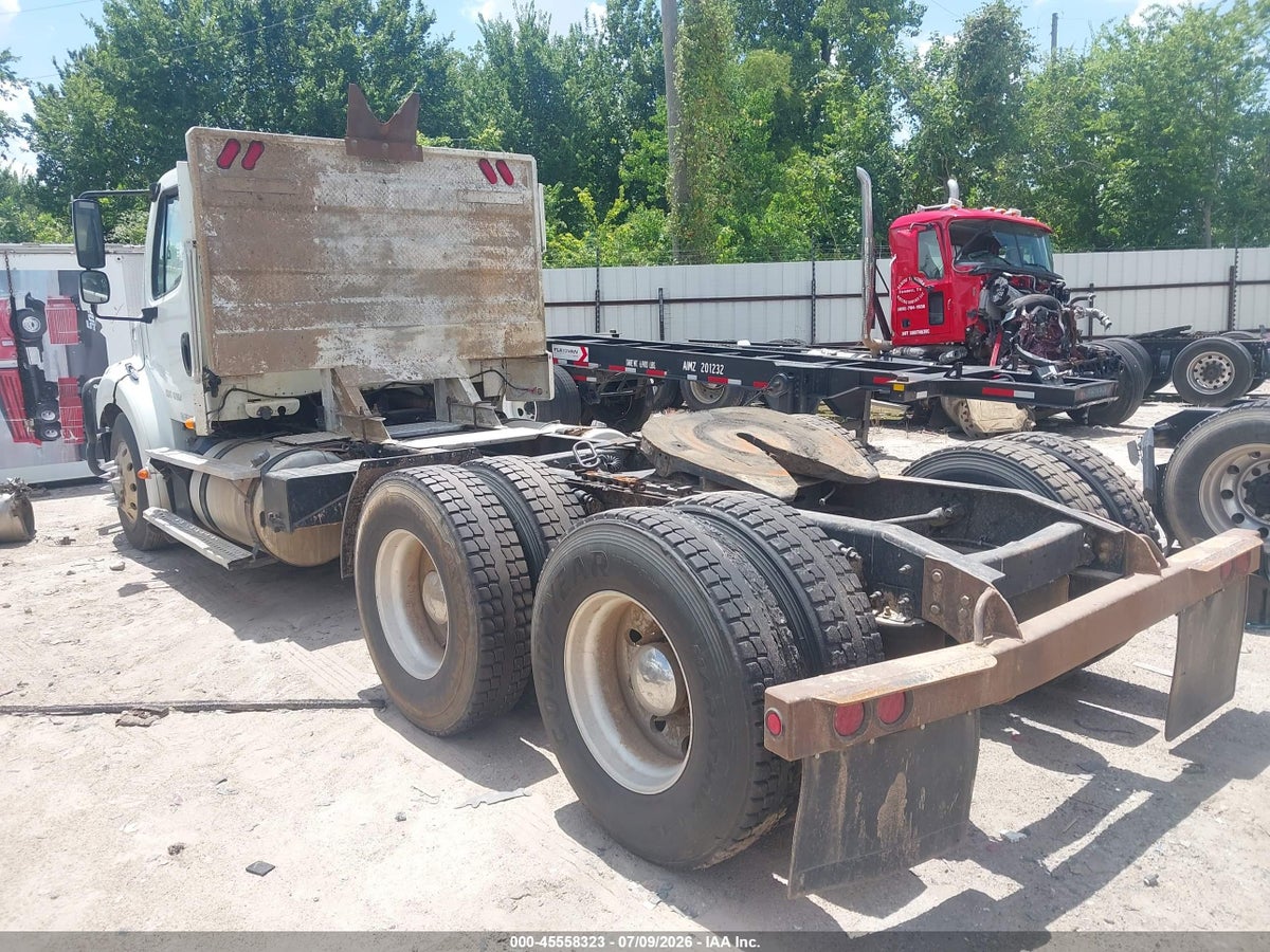 2015 FREIGHTLINER M2 112 MEDIUM DUTY — photo 3