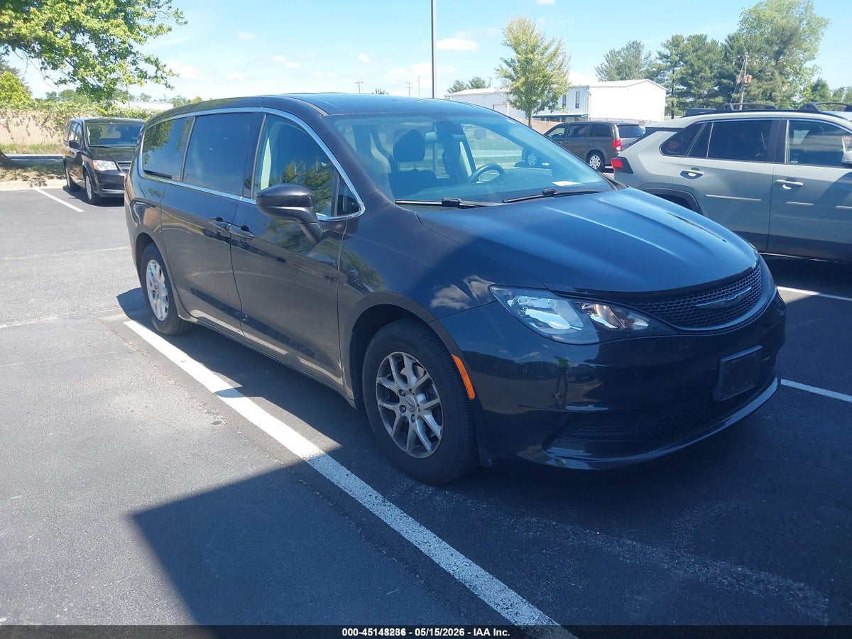 2021 CHRYSLER VOYAGER LX