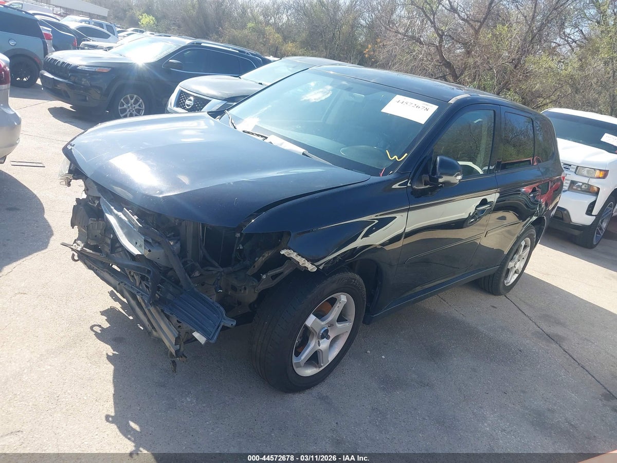 2014 MITSUBISHI OUTLANDER SE — снимка 2