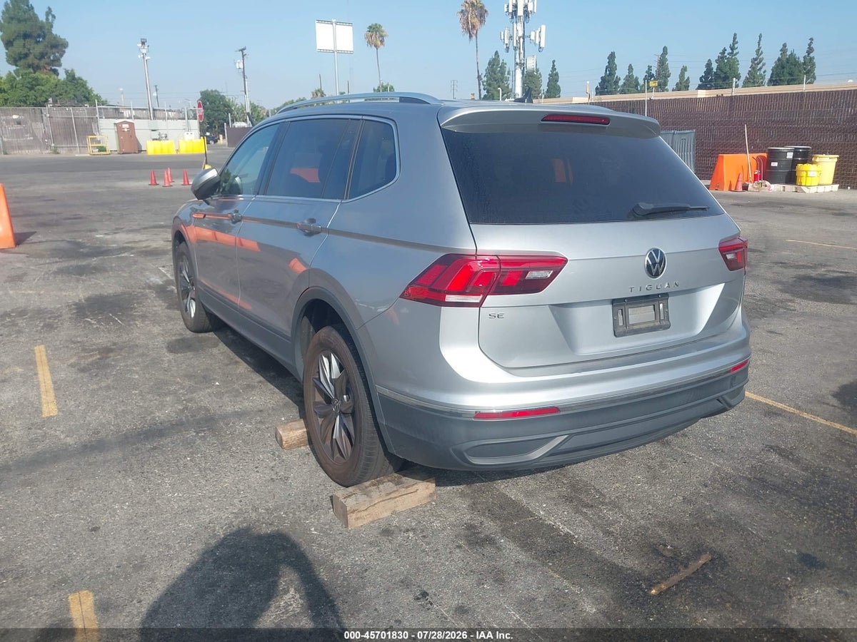 2023 VOLKSWAGEN TIGUAN 2.0T SE — снимка 3