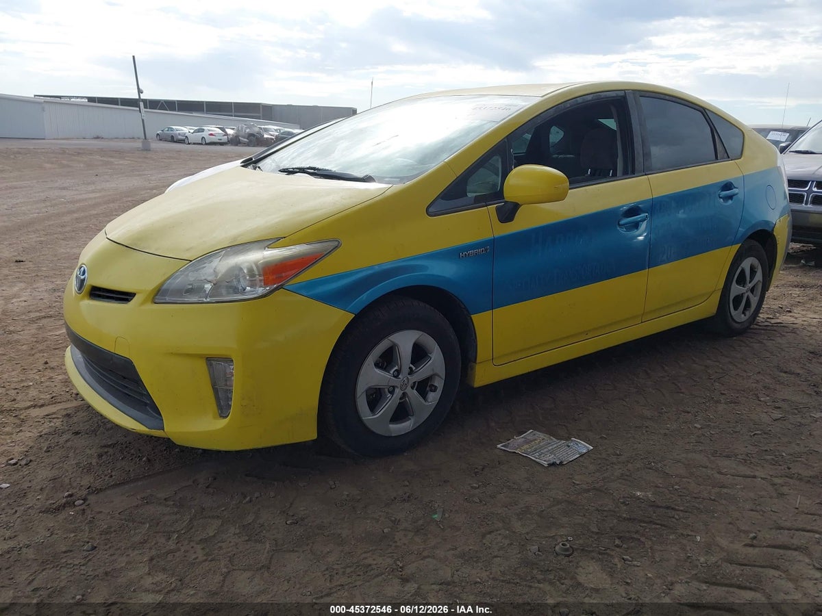 2013 TOYOTA PRIUS TWO — снимка 2