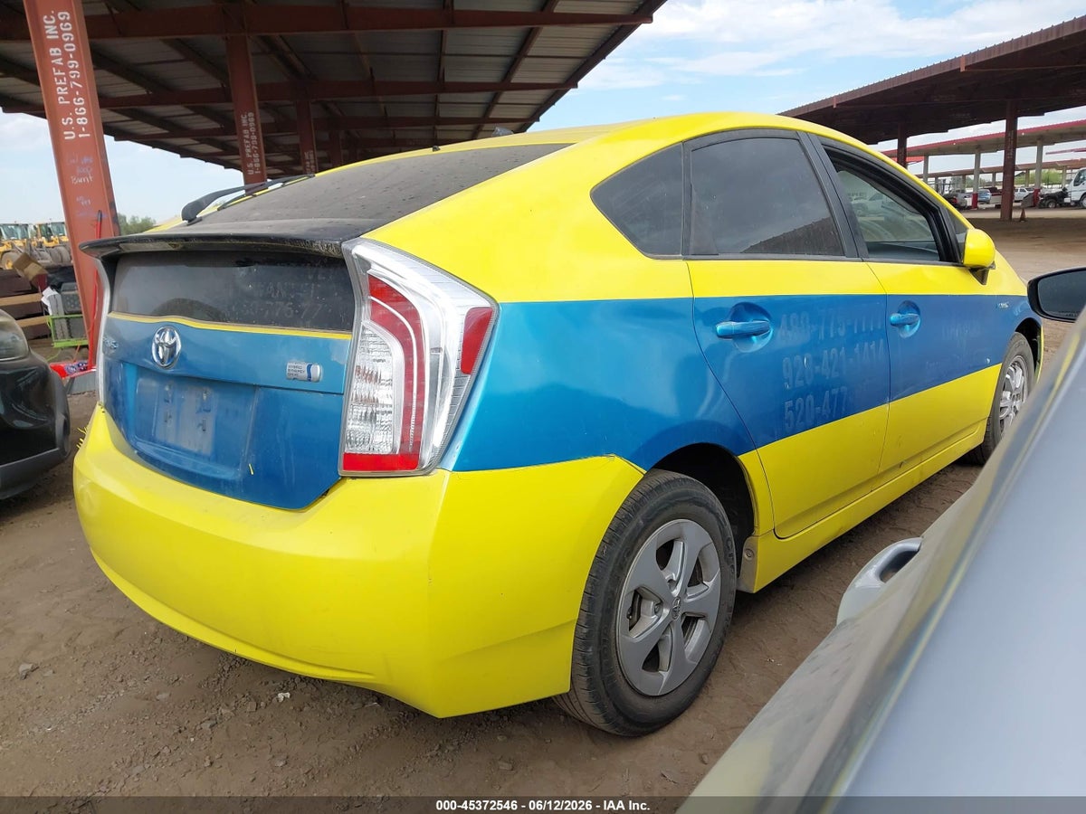 2013 TOYOTA PRIUS TWO — снимка 4