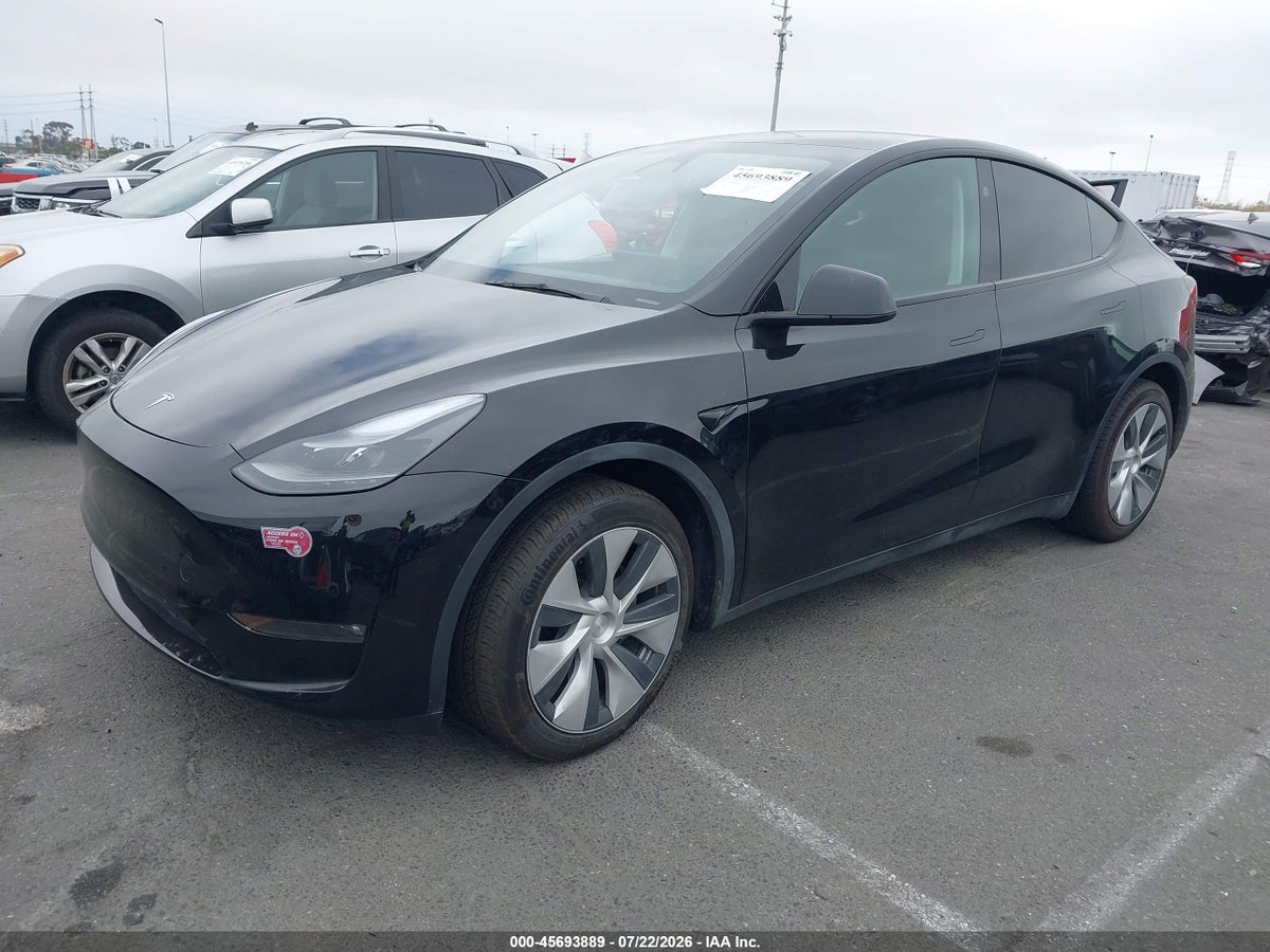 2024 TESLA MODEL Y LONG RANGE DUAL MOTOR ALL-WHEEL DRIVE — снимка 2