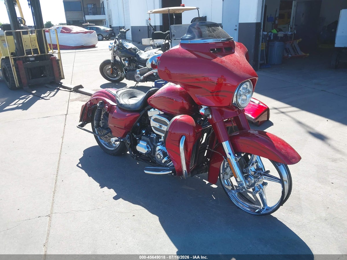 2016 HARLEY-DAVIDSON FLHXSE CVO STREET GLIDE