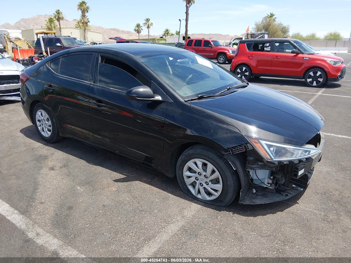 2019 HYUNDAI ELANTRA SE