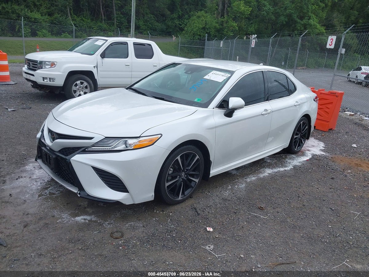 2020 TOYOTA CAMRY XSE — снимка 2