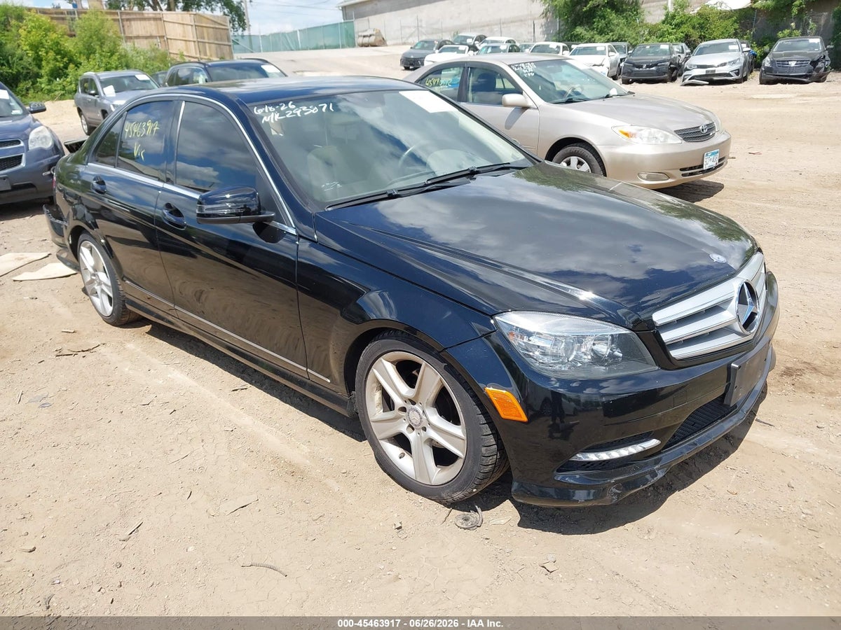 2011 MERCEDES-BENZ C 300 LUXURY 4MATIC/SPORT 4MATIC
