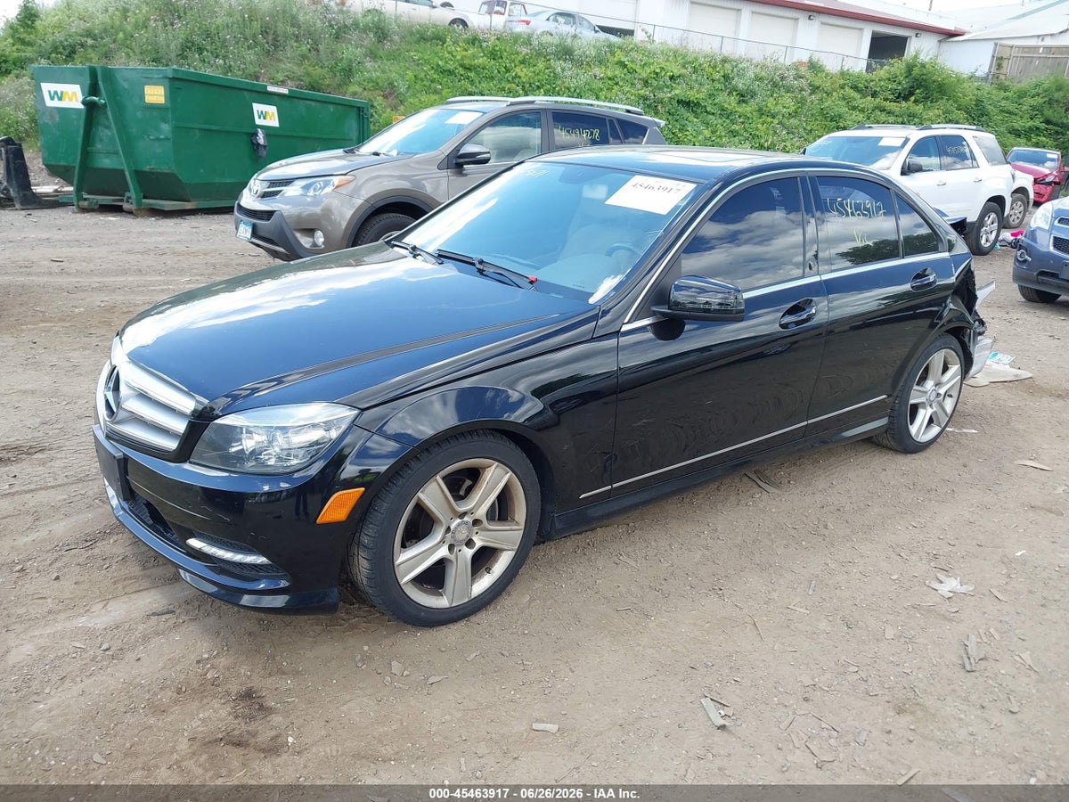 2011 MERCEDES-BENZ C 300 LUXURY 4MATIC/SPORT 4MATIC — снимка 2