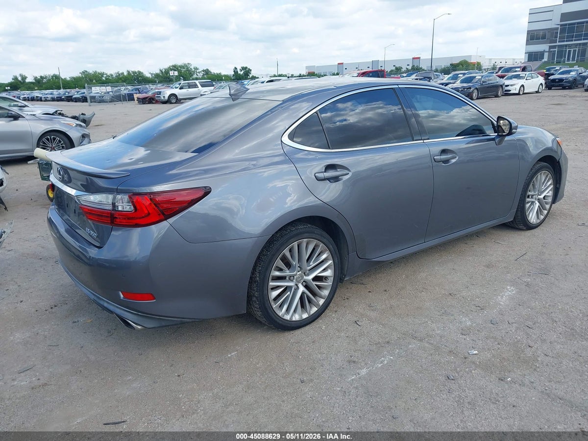 2016 LEXUS ES 350 — снимка 4