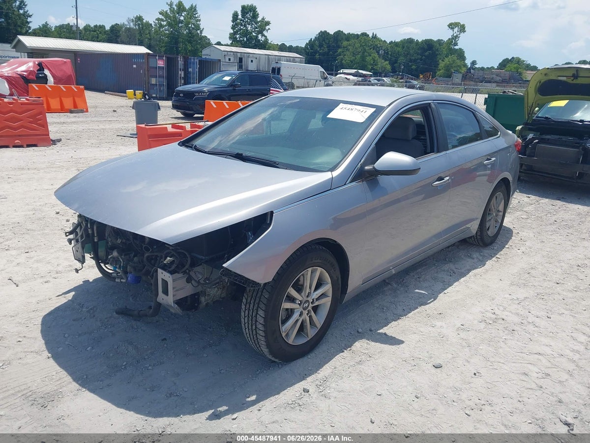 2015 HYUNDAI SONATA SE — снимка 2