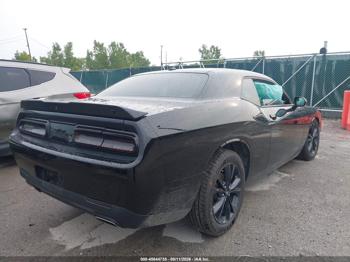 2022 DODGE CHALLENGER SXT AWD — снимка 4